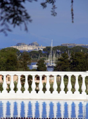  Paradise Hotel Corfu  Гувия
